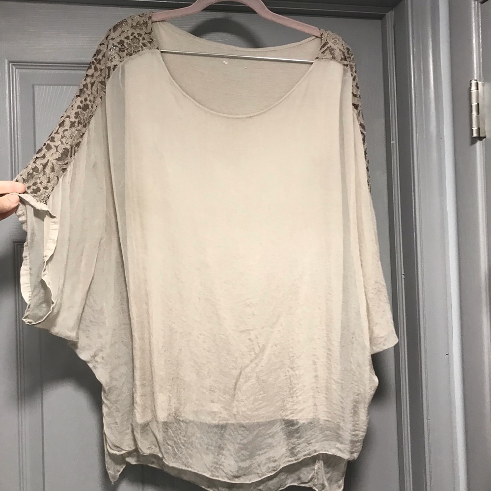 💞1X Sheer Layer  Top. MUST BUNDLE